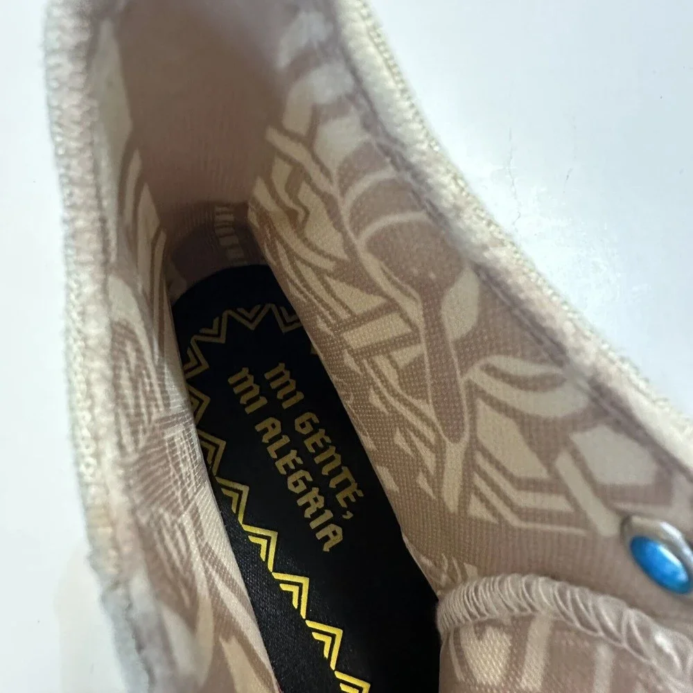 Converse Run Star Legacy CX Mi Gente Mi Alegria Women’s Size 7 Men’s Size 5.5